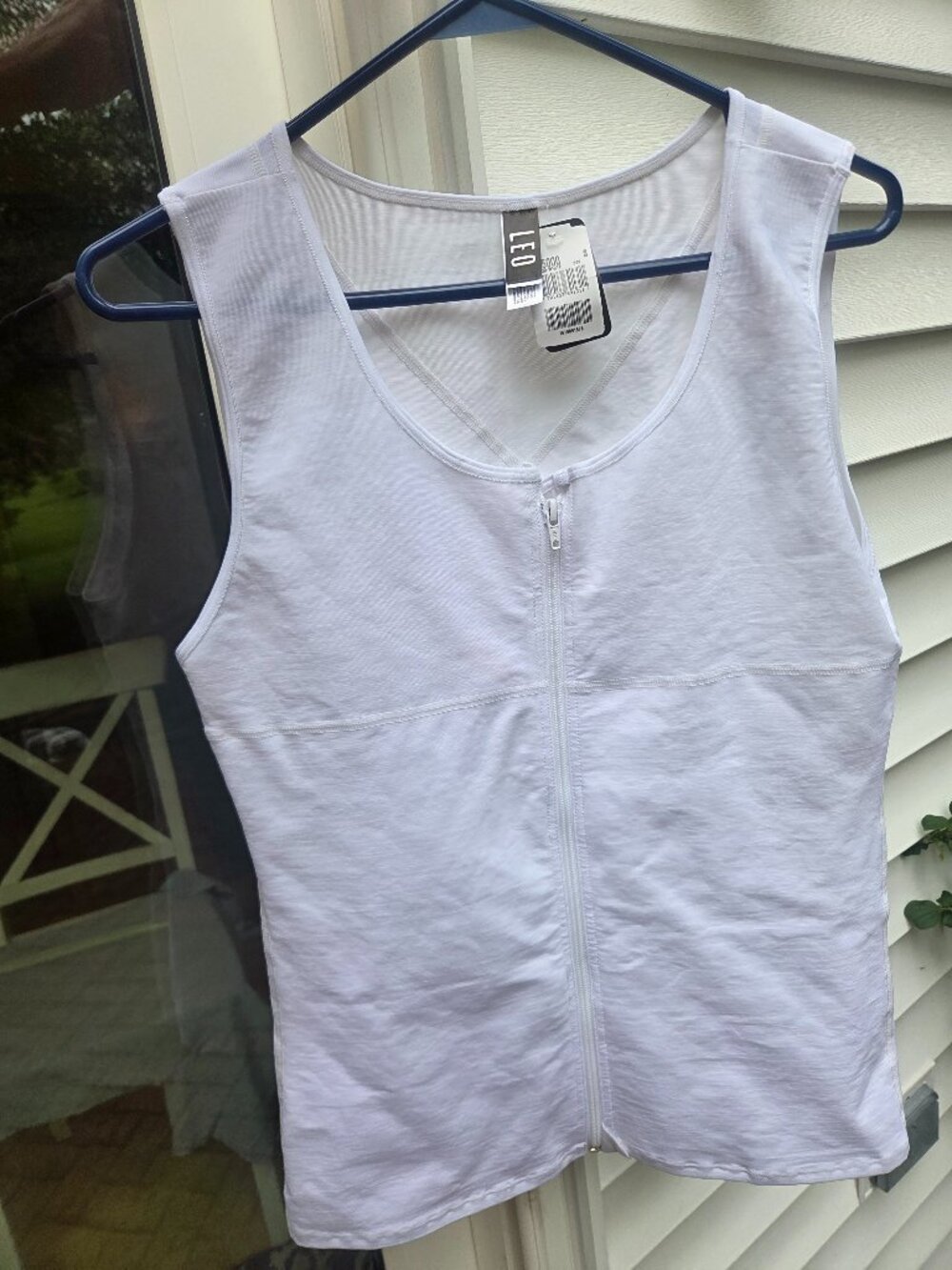 Firm Compression Vest with Back Support - leonisa